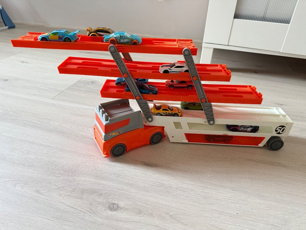 Hot Wheels Trailer Truck with 11 cars, Ophalen, Gebruikt