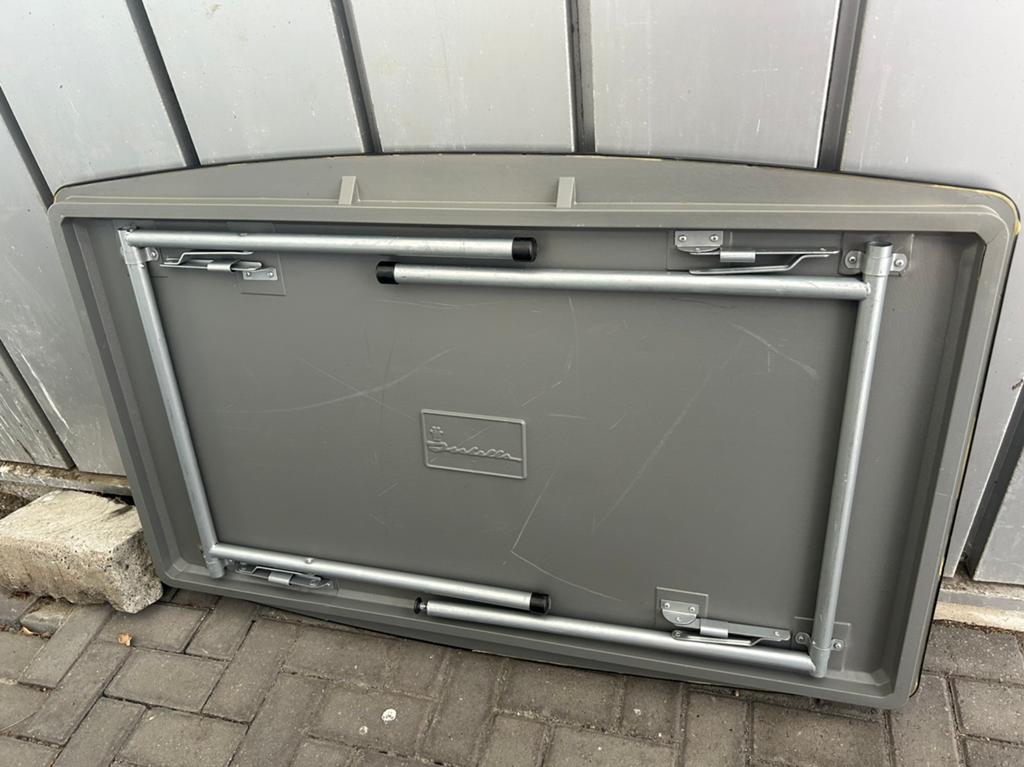 Tafel 10 euro ophalen in Maasdijk, Ophalen, Gebruikt, Campingtafel