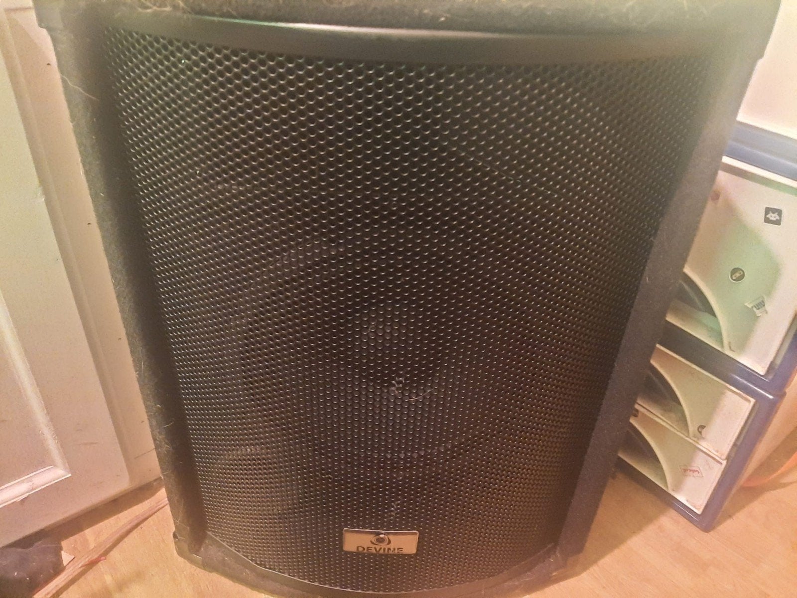Devine Speaker - Krachtige Geluidsweergave, Gebruikt, Stofbestendig, Overige typen, Ophalen of Verzenden