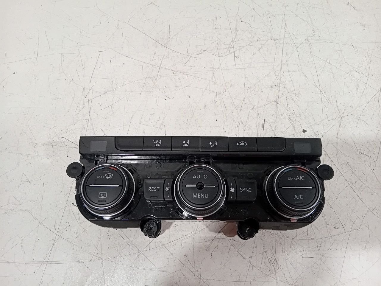 Bedieningspaneel kachel Volkswagen Passat, Onderdelen@venauto.nl, Van der Ven Autorecycling B.V., Gebruikt, Ettenseweg 76, 4706 PB Roosendaal, The Netherlands