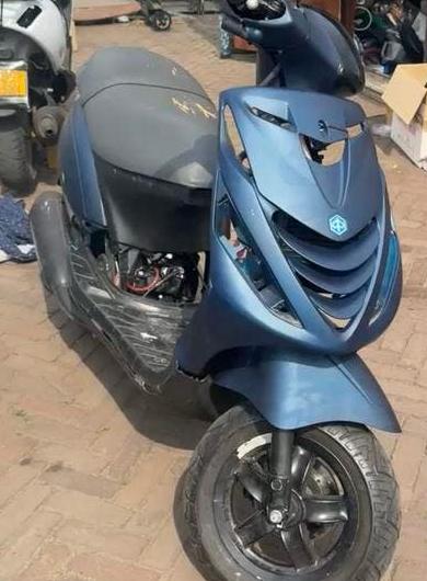 Zip 183cc LC brom met wok, Ophalen, Tweetakt, Maximaal 45 km/u, Zip