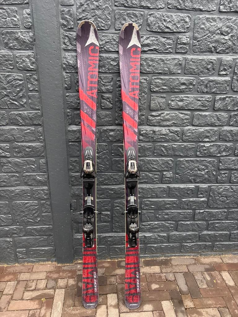 Atomic Smoke 164 cm ski's met bindingen, Ophalen, 160 tot 180 cm, Gebruikt, Atomic