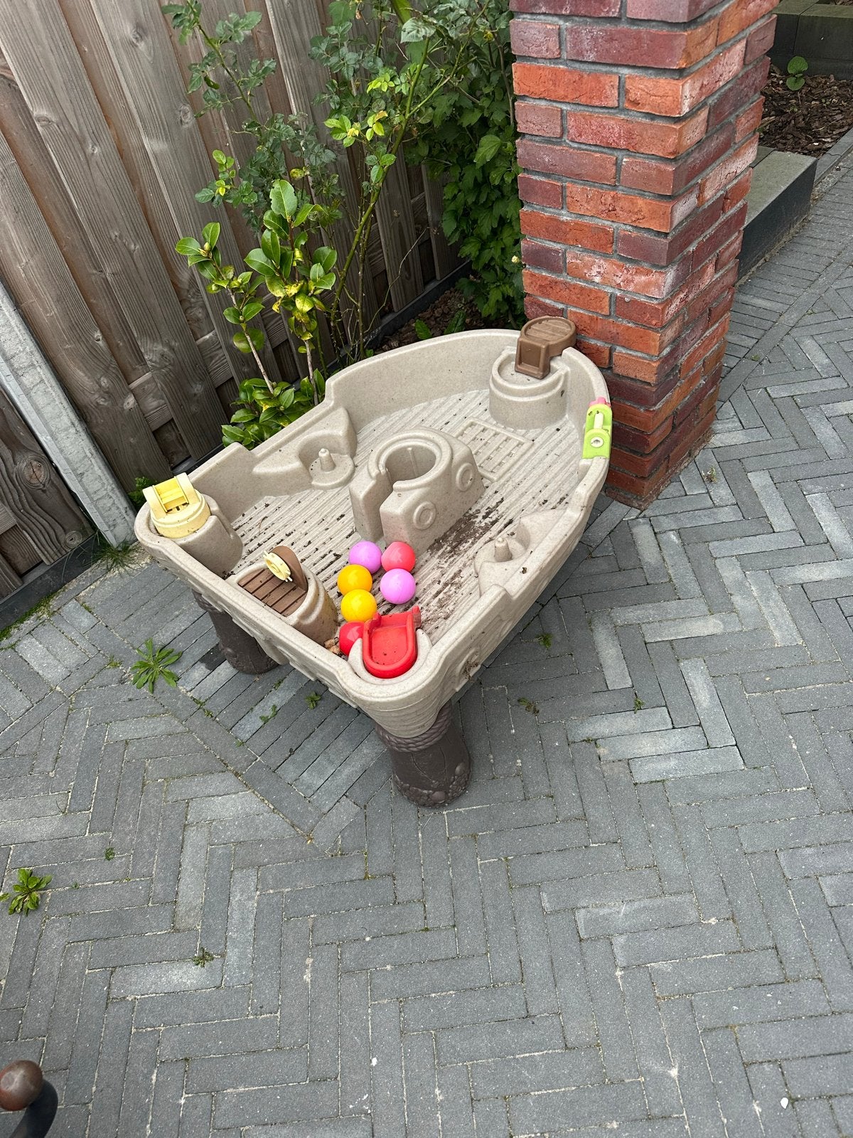 Zand- en watertafel voor kinderen - Gratis af te halen, Ophalen, Gebruikt