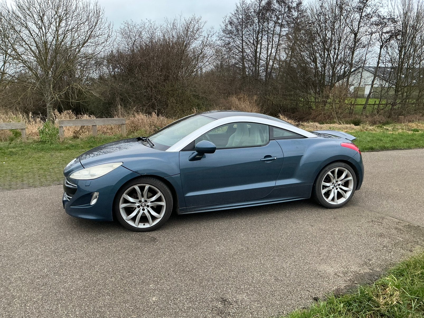 Peugeot RCZ 1.6 THP 2010 Blauw, Voorwielaandrijving, 15 km/l, Zwart, Leder