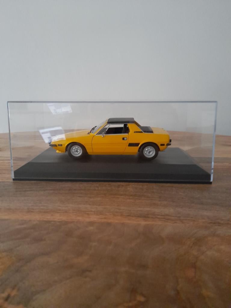 Fiat X1/9 1974 1:18 Minichamps, Hobby en Vrije tijd, Modelauto's | 1:18, Verzenden, Zo goed als nieuw, MiniChamps