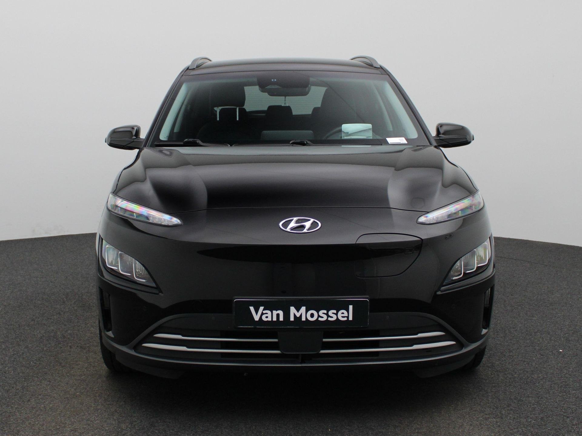Hyundai Kona Electric Sky 64kWh | WORDT VERWACHT | APPLE CAR, 12 maanden, Stof, Gebruikt, Zwart
