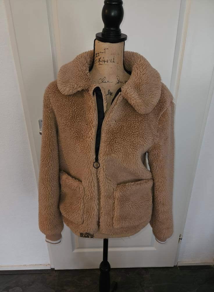 Teddy jasje beige maat 164, Gebruikt, Meisje, Ophalen of Verzenden, Onbekend