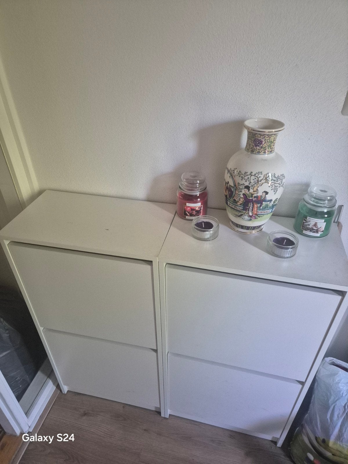 2 shoe racks as good as new, Ophalen, Zo goed als nieuw