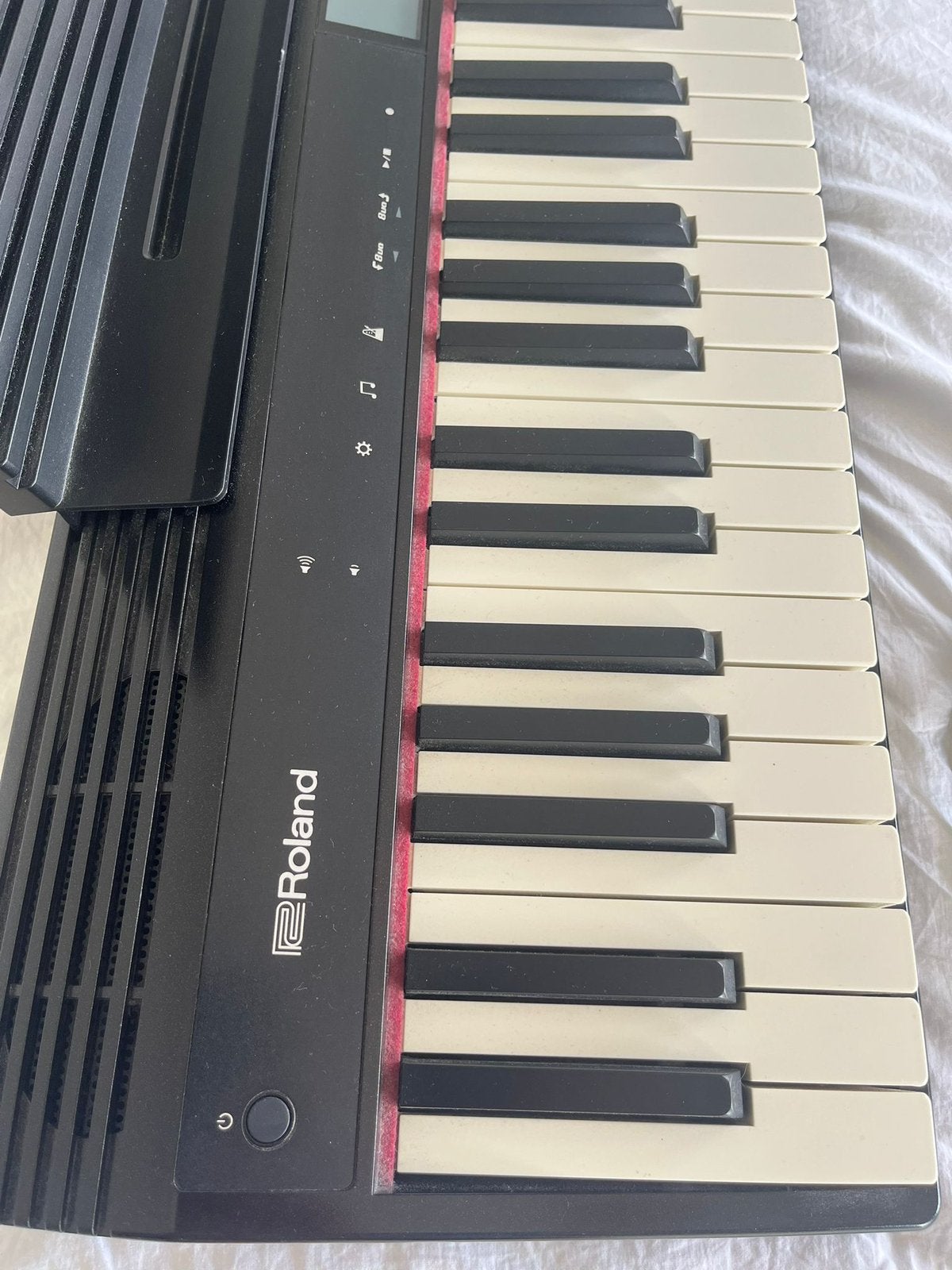 Roland GO:Piano + Pedal + Stand + Bench, Ophalen, 61 toetsen, Zo goed als nieuw, Roland