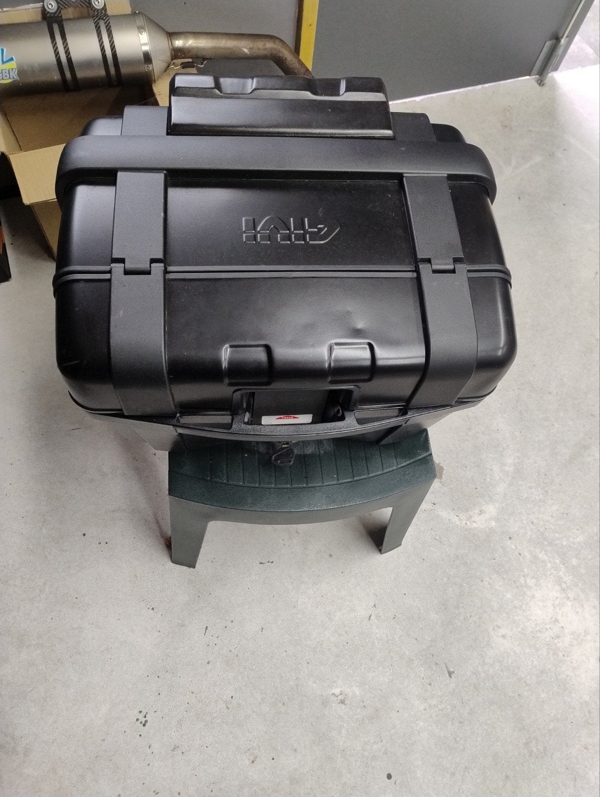 Givi Topkoffer Groot Model met Rugsteun, Ophalen of Verzenden