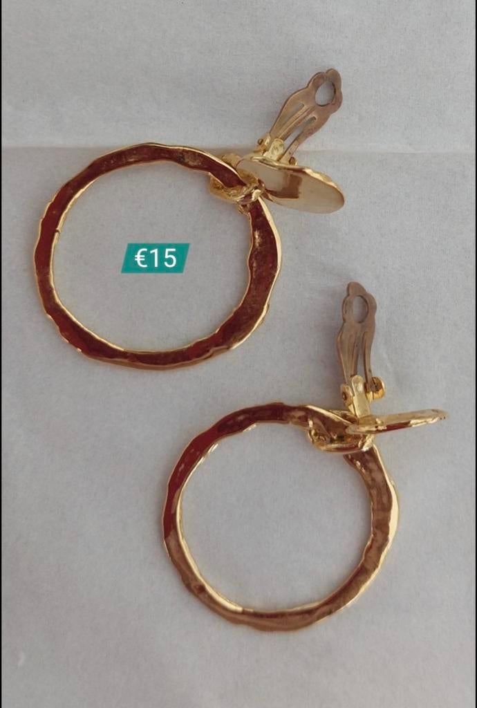 Schattige oorbel voor €15, Sieraden, Tassen en Uiterlijk, Oorbellen, Overige materialen, Overige kleuren, Ophalen of Verzenden