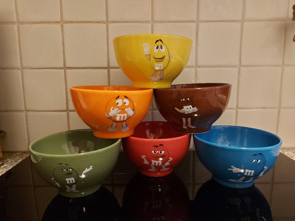 Complete set M&M schaaltjes / kommen, Ophalen, Zo goed als nieuw, Overige stijlen, Kom(men)