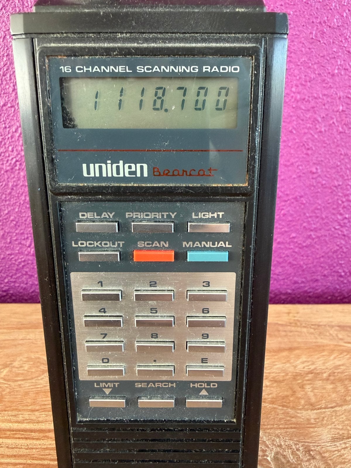 Uniden UBC 100XL Scanner met Adapter, Telecommunicatie, Ophalen of Verzenden, Gebruikt, Minder dan 30 kanalen, Draagbaar