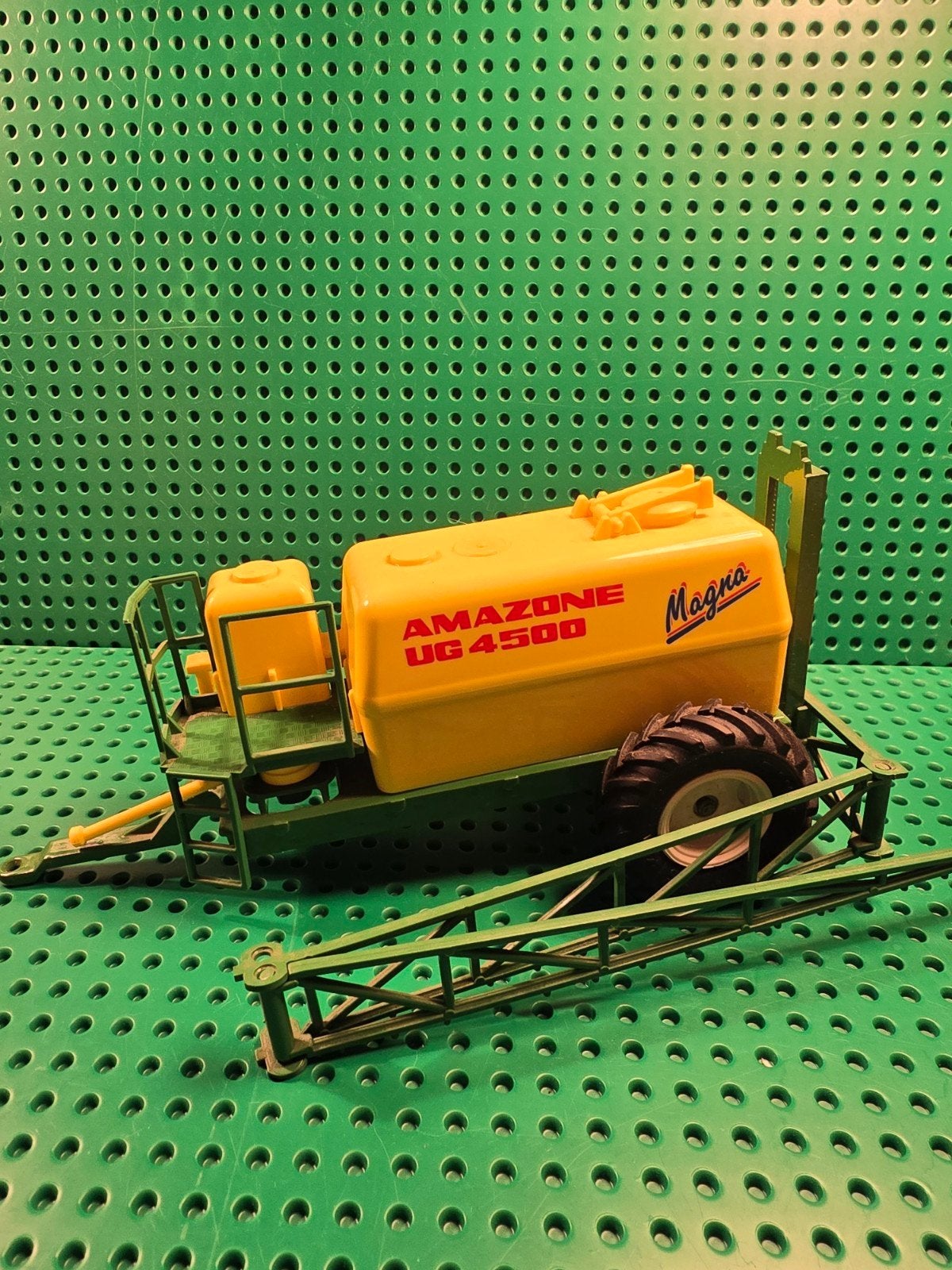 Siku Amazone UG 4500 Magna speelgoed spuitmachine, Ophalen of Verzenden, Gebruikt