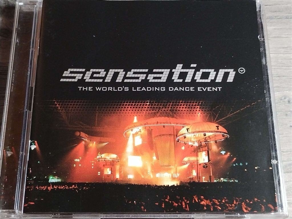 Sensation 2005 - Black Edition [2 CD], Cd's en Dvd's, Ophalen of Verzenden, Zo goed als nieuw, Disco