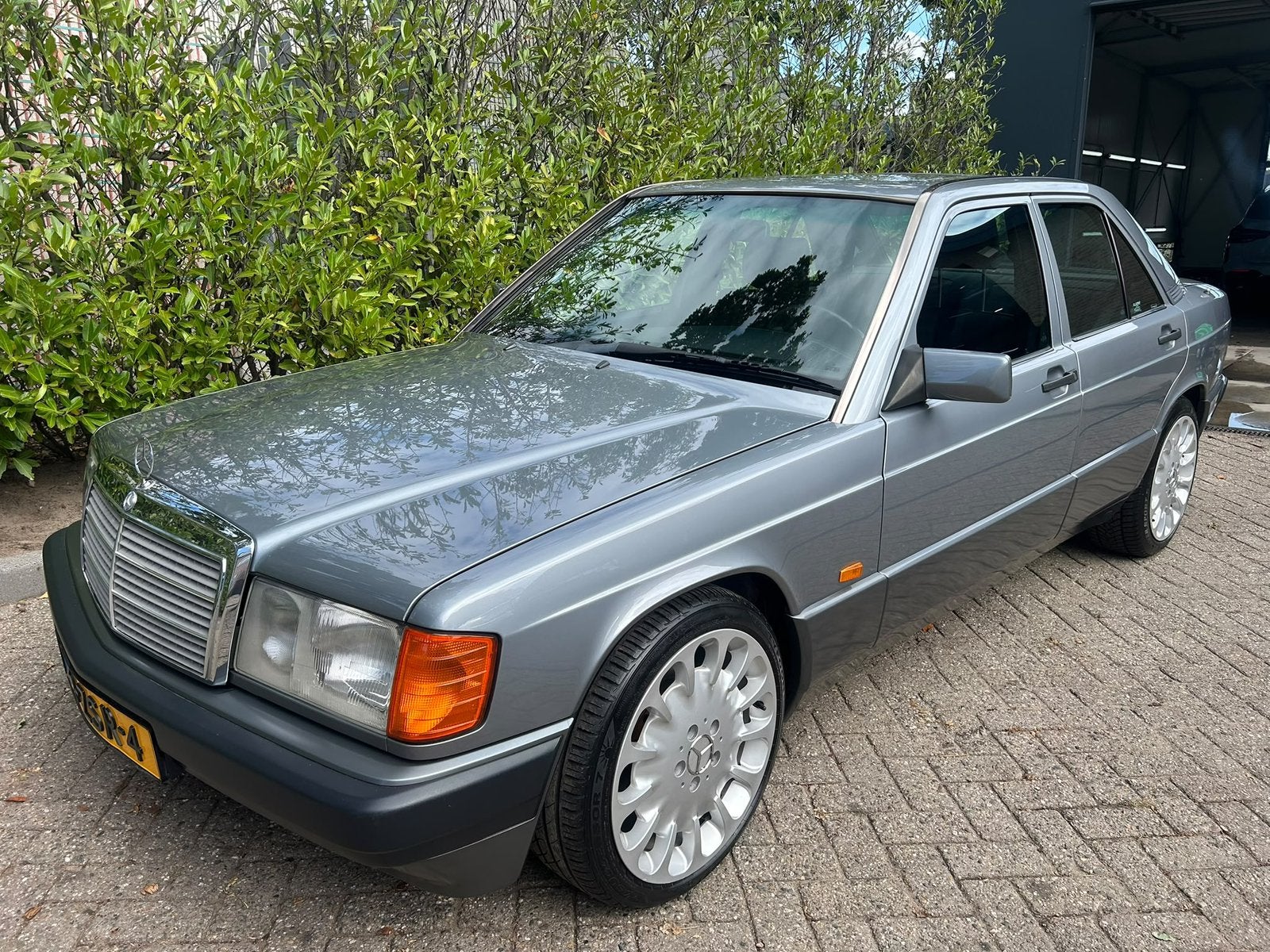 Mercedes-Benz 190 2.0 E AUT 1993 SHOWROOMSTAAT, Automaat, 4 cilinders, 1210 kg, 122 pk