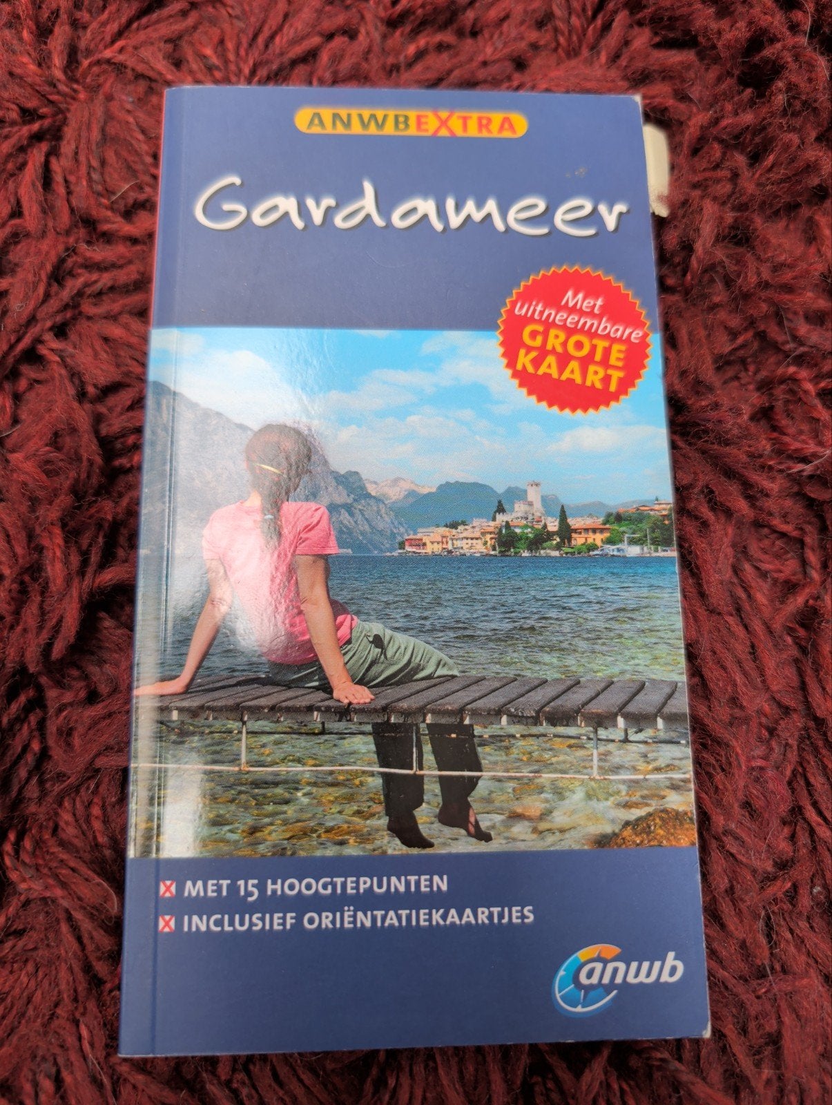 ANWB Extra Reisgids Gardameer met uitneembare kaart, Ophalen of Verzenden, Gelezen, Europa