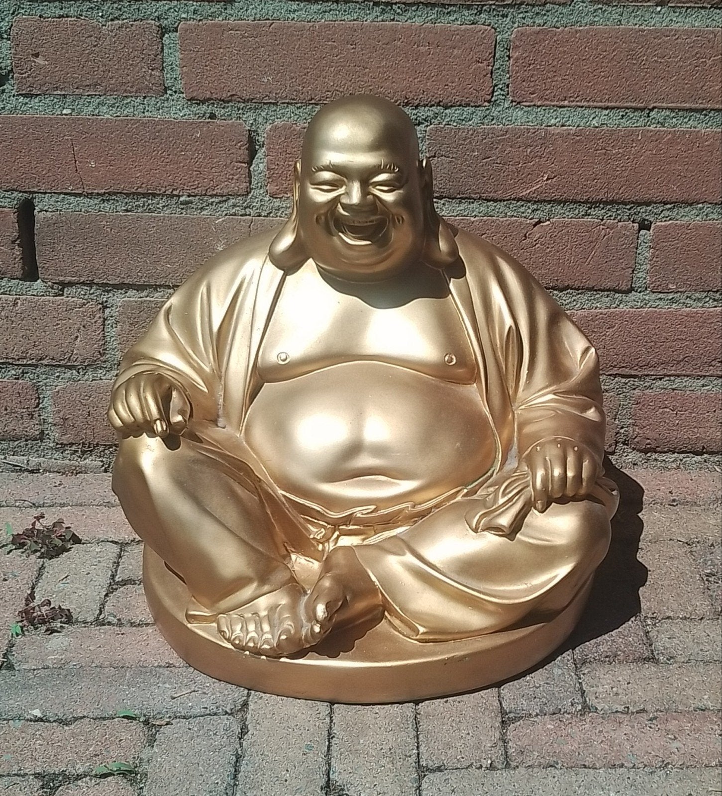 Goudkleurige boeddha 33x30cm (kunststof), 33 cm, Ophalen of Verzenden, Zo goed als nieuw, Goud