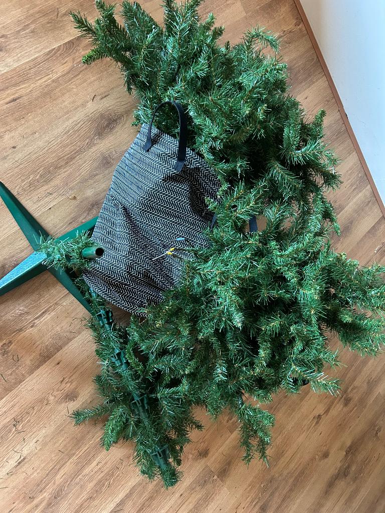 Kunstkerstboom, Ophalen, Gebruikt
