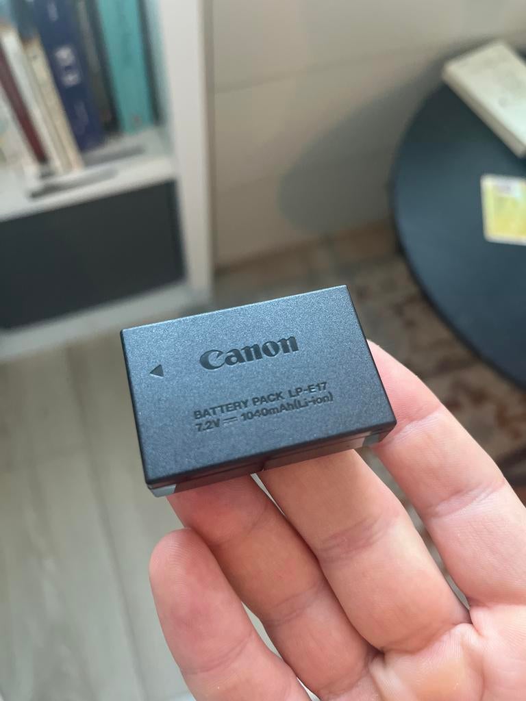 Canon LP-E17 Batterij voor EOS camera's, Audio, Tv en Foto, Fotografie | Accu's en Batterijen, Ophalen of Verzenden, Zo goed als nieuw