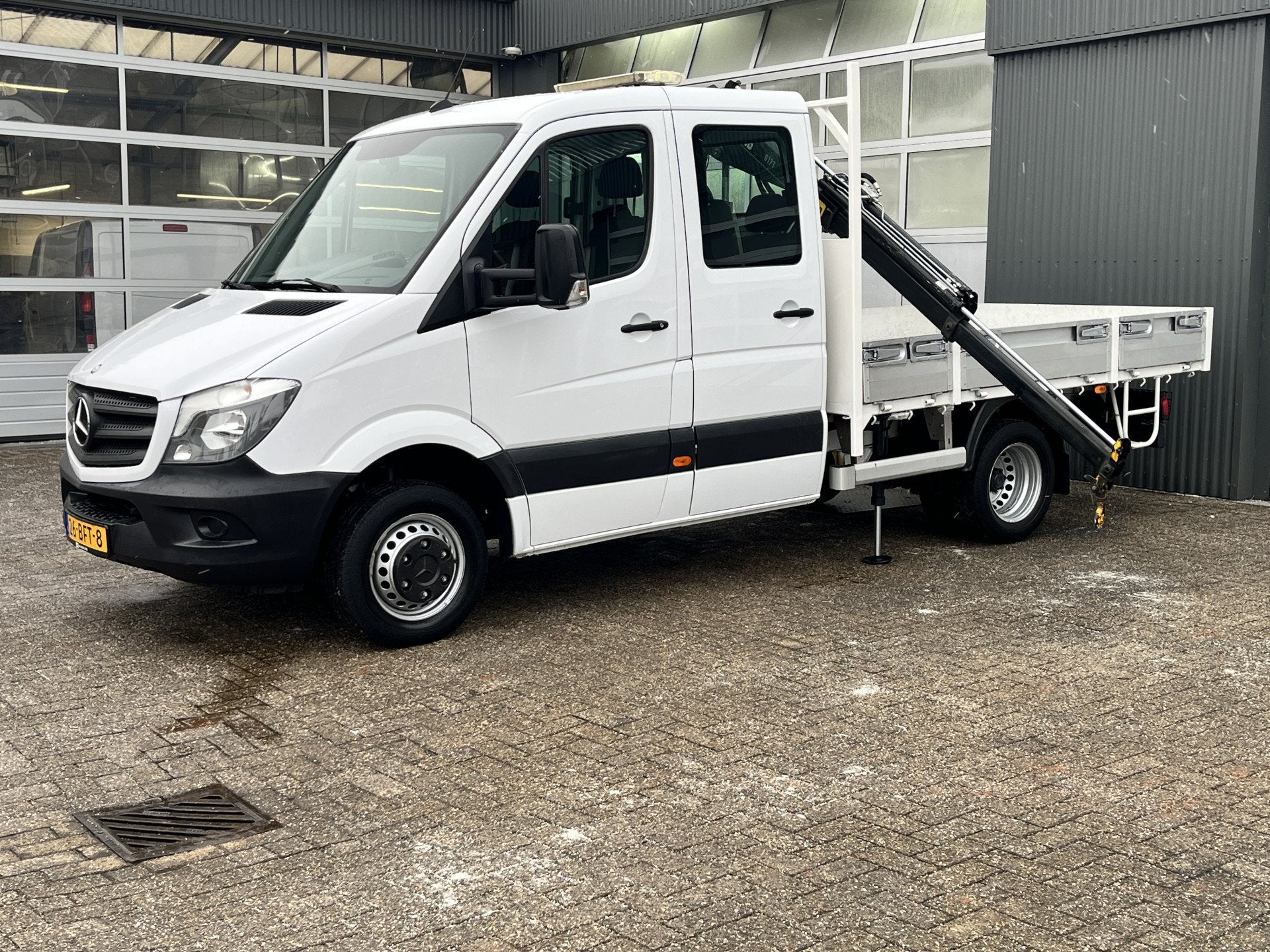 Mercedes-Benz Sprinter 513 cdi 130pk DC Laadkraan Hiab 017T, Stof, Gebruikt, 4 cilinders, Wit