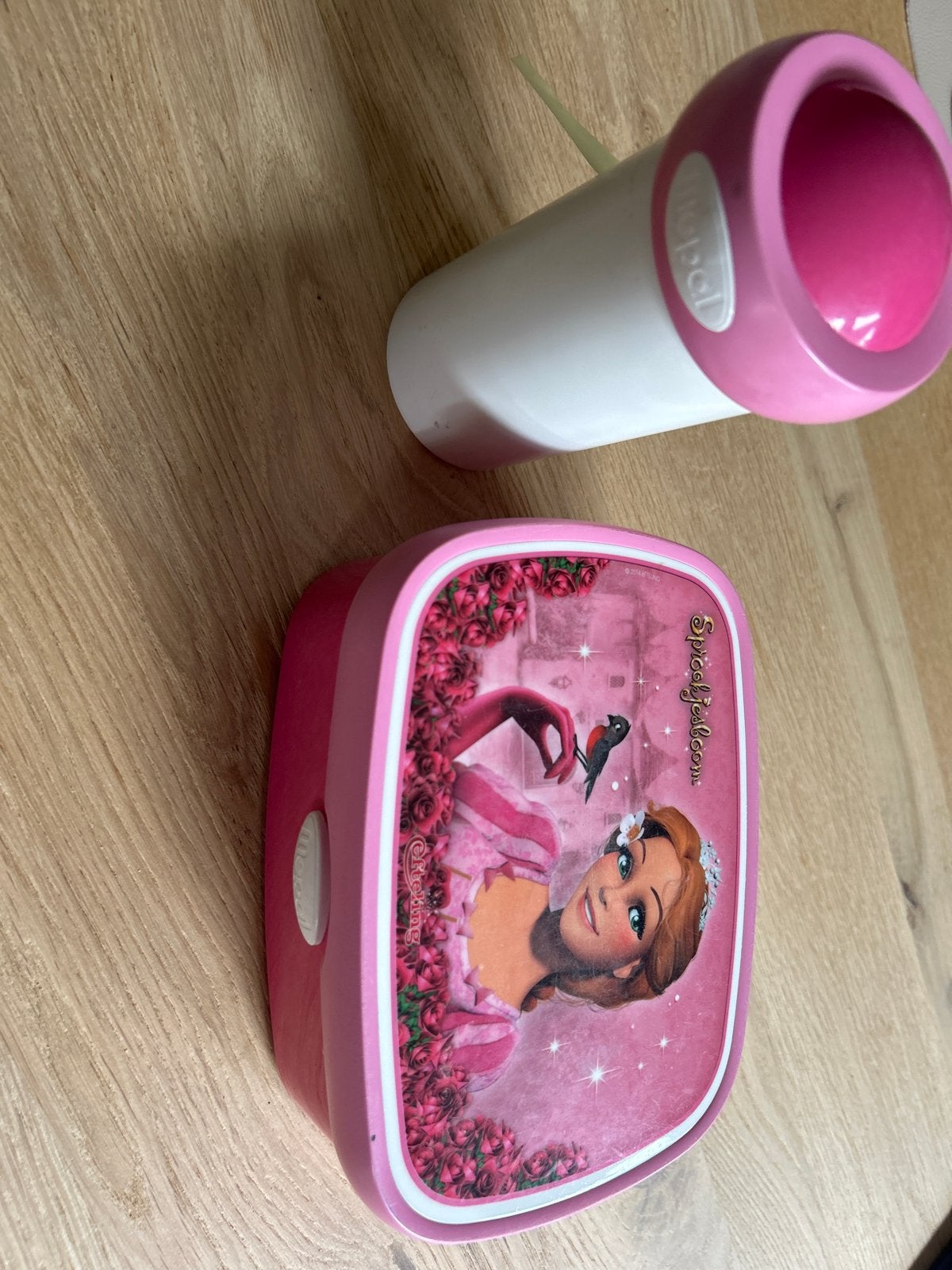 Mepal lunchbox en drinkbeker sprookjesboom, Ophalen, Zo goed als nieuw
