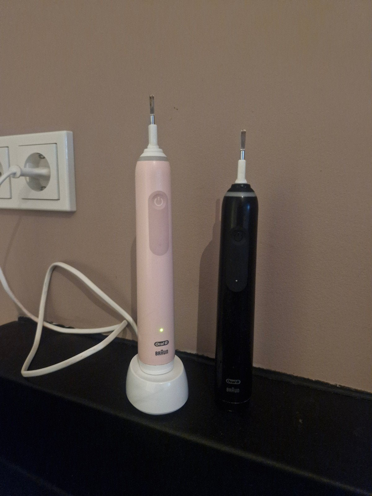 Oral-B Pro 3 3900 Duo Elektrische Tandenborstels, Ophalen of Verzenden, Zo goed als nieuw, Mondverzorging