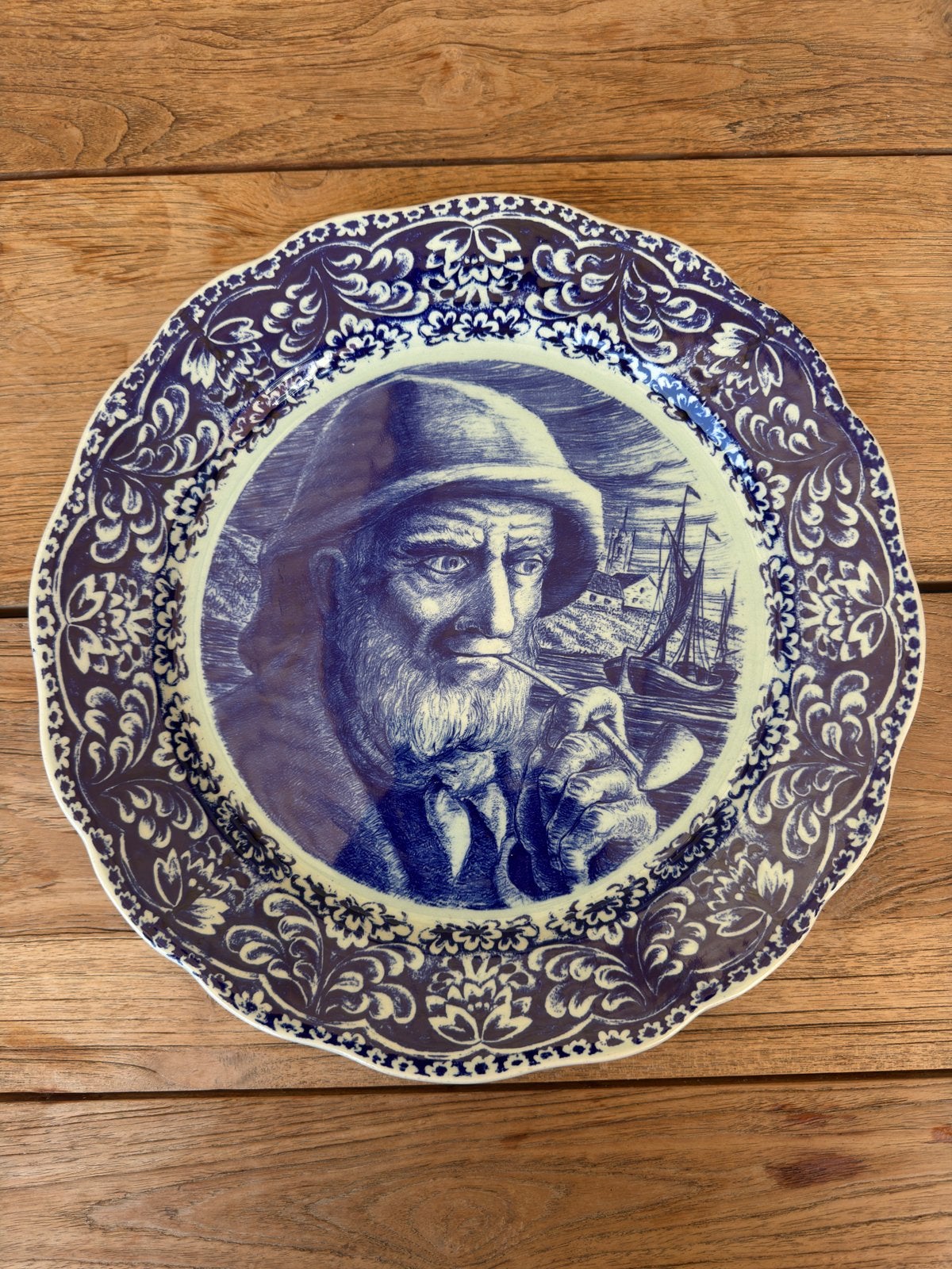 Groot Boch Frères Delfts blauw wandbord 35 cm – visser pijp, Ophalen