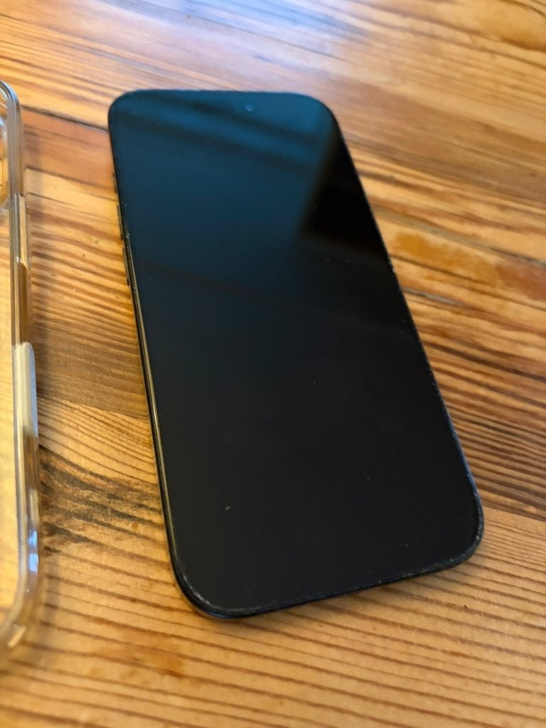 Foto 6 van iPhone 16 Pro 256GB Zwart - Zo goed als nieuw