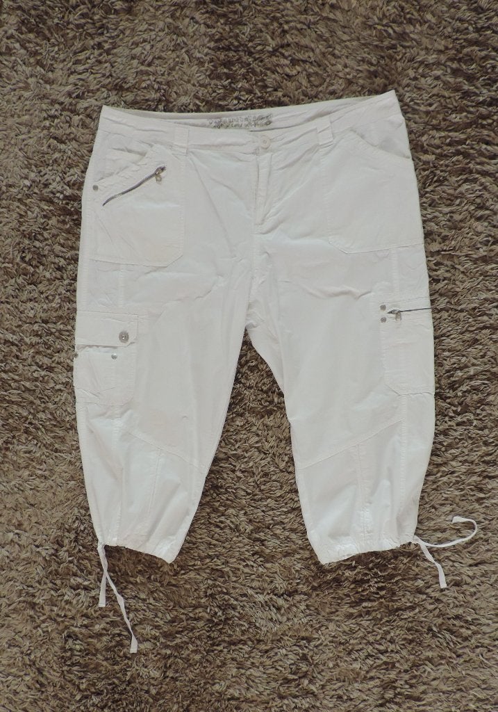 Capri broek, Kleding | Dames, Wit, Maat 46/48 (XL) of groter, Ophalen of Verzenden, Driekwart