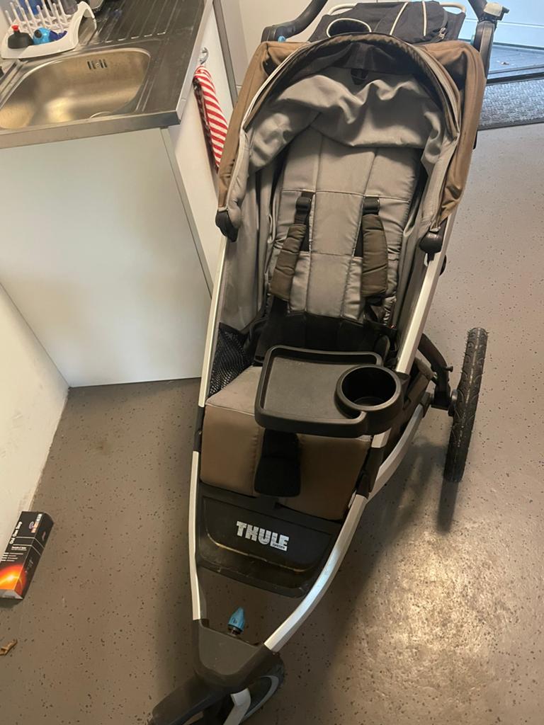 Thule urban glide hardloop kinderwagen, Kinderen en Baby's, Buggy's, Gebruikt, Overige merken, Verstelbare rugleuning, Ophalen