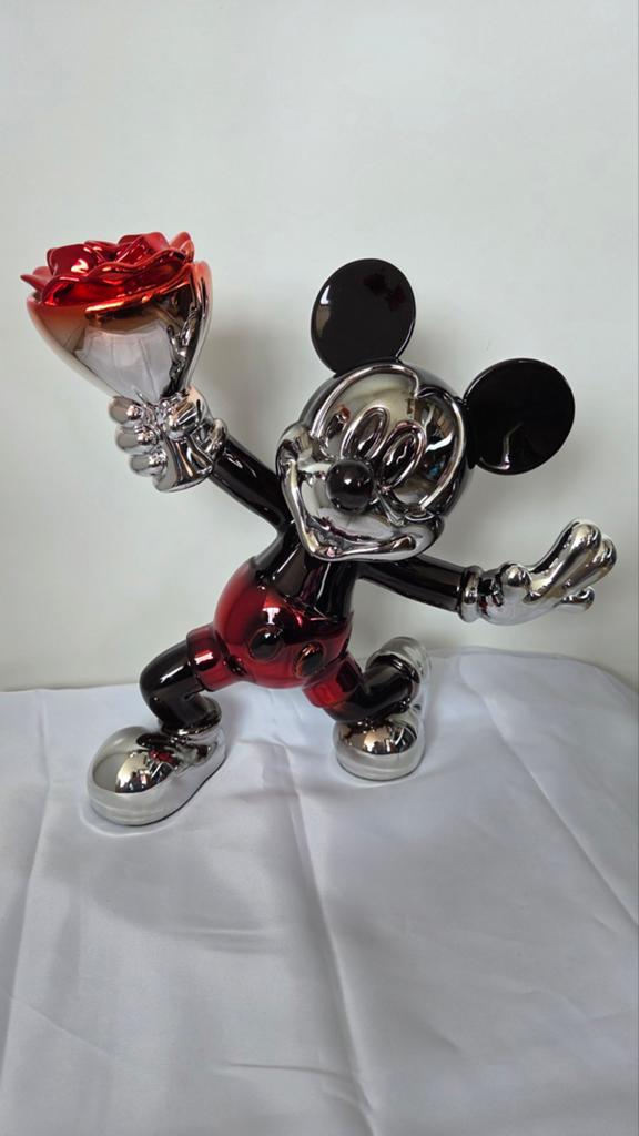 Mickey Mouse Rose statue, Antiek en Kunst, Overige onderwerpen, Kunststof, Ophalen of Verzenden, Handgemaakt
