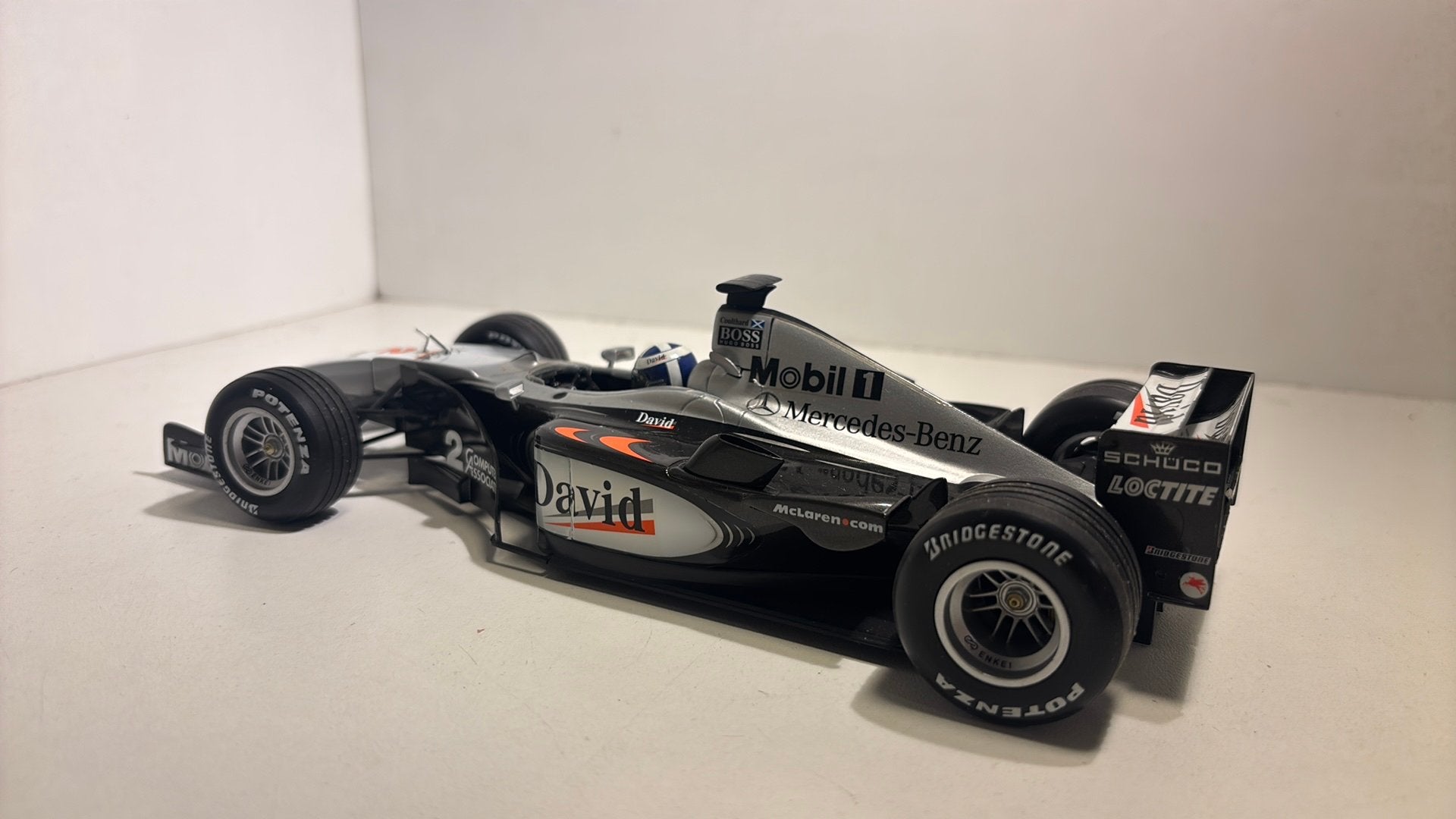 F1 McLaren mercedes mp4/15 coulthard 2000 minichamps 1.18, Ophalen of Verzenden, MiniChamps, A, A