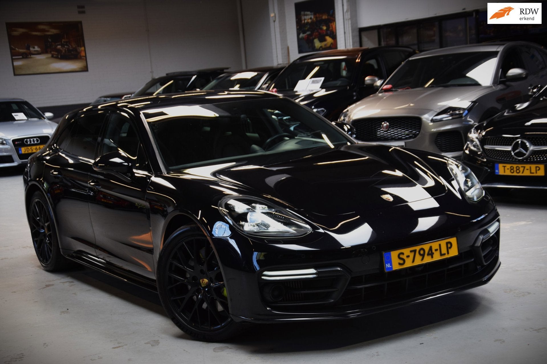 Porsche Panamera Sport Turismo 2.9 4 E-Hybrid 10 Years Editi, Auto's, Automaat, 14 kWh, 38 km/l, Zwart