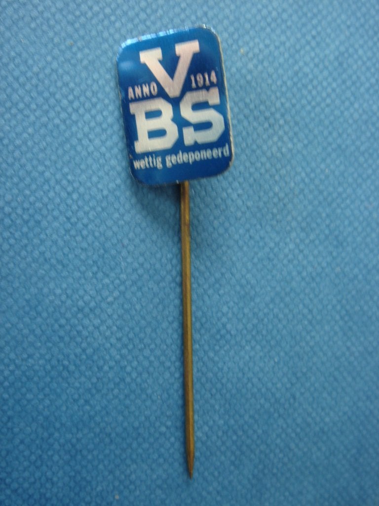 Speld VBS Anno 1914 wettig gedeponeerd, Ophalen of Verzenden, Gebruikt, Overige onderwerpen, Speldje of Pin