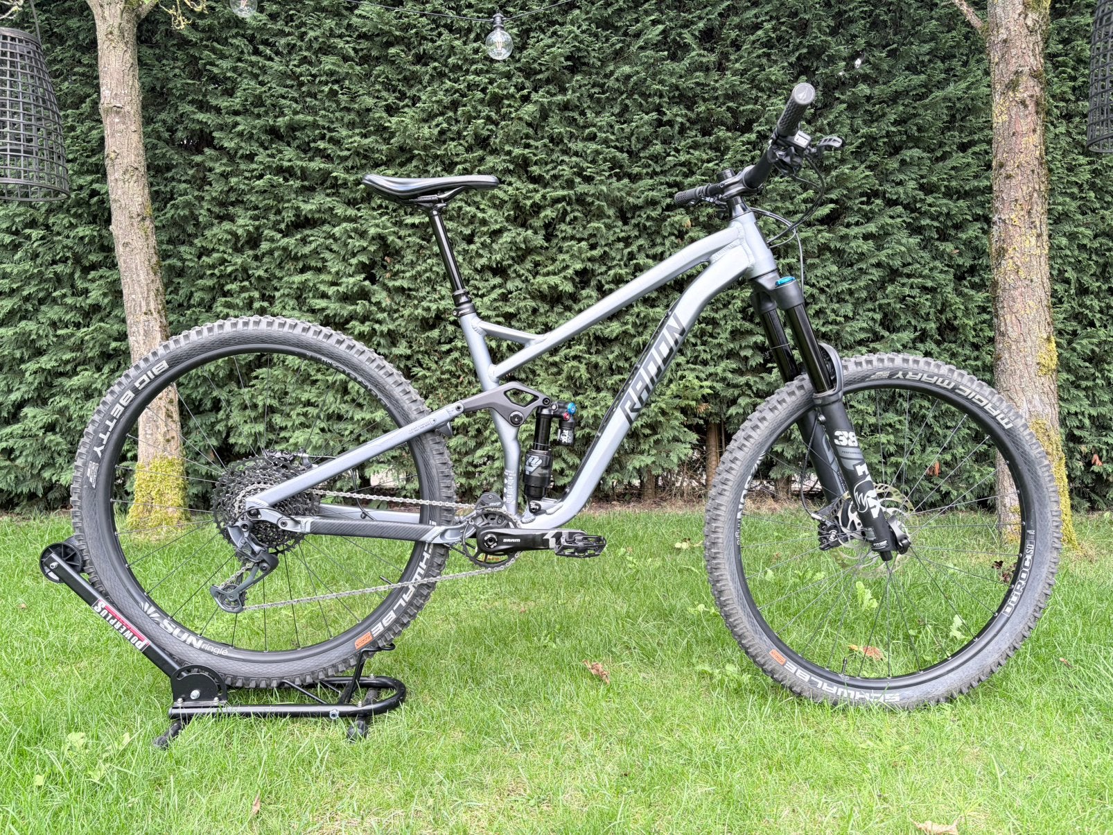 Radon Swoop AL 8.0 (L), Fully, Zo goed als nieuw, Schijfrem, Ophalen