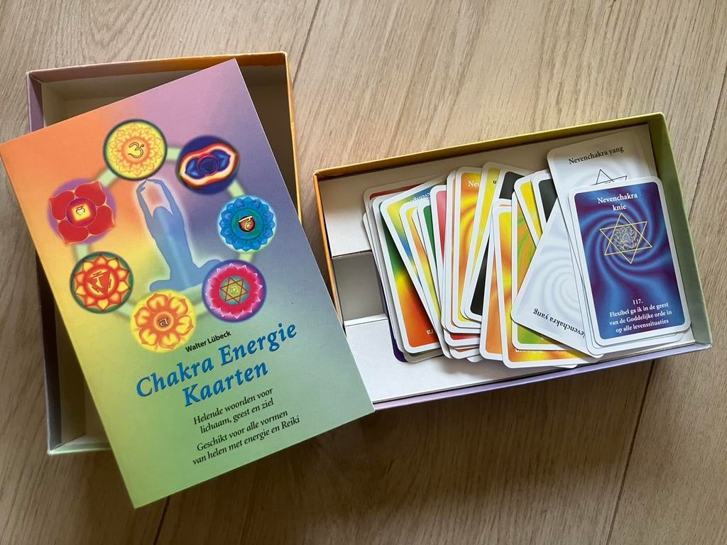 W. Lubeck - Chakra energie kaarten, Tarot of Kaarten leggen, Overige typen, Ophalen of Verzenden, Zo goed als nieuw