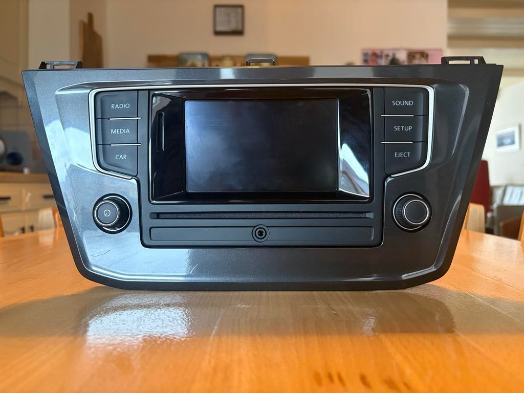 VW Tiguan Radio CD Speler - Origineel (vanaf 2017), Ophalen of Verzenden, Gebruikt