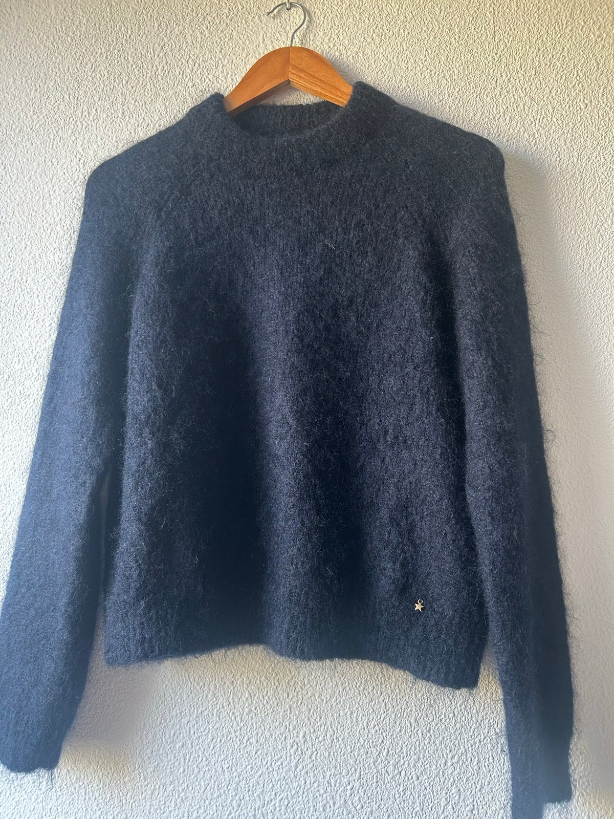 donkerblauwe trui vas des petits Hauts, Ophalen of Verzenden, Zo goed als nieuw, Maat 38/40 (M), Blauw