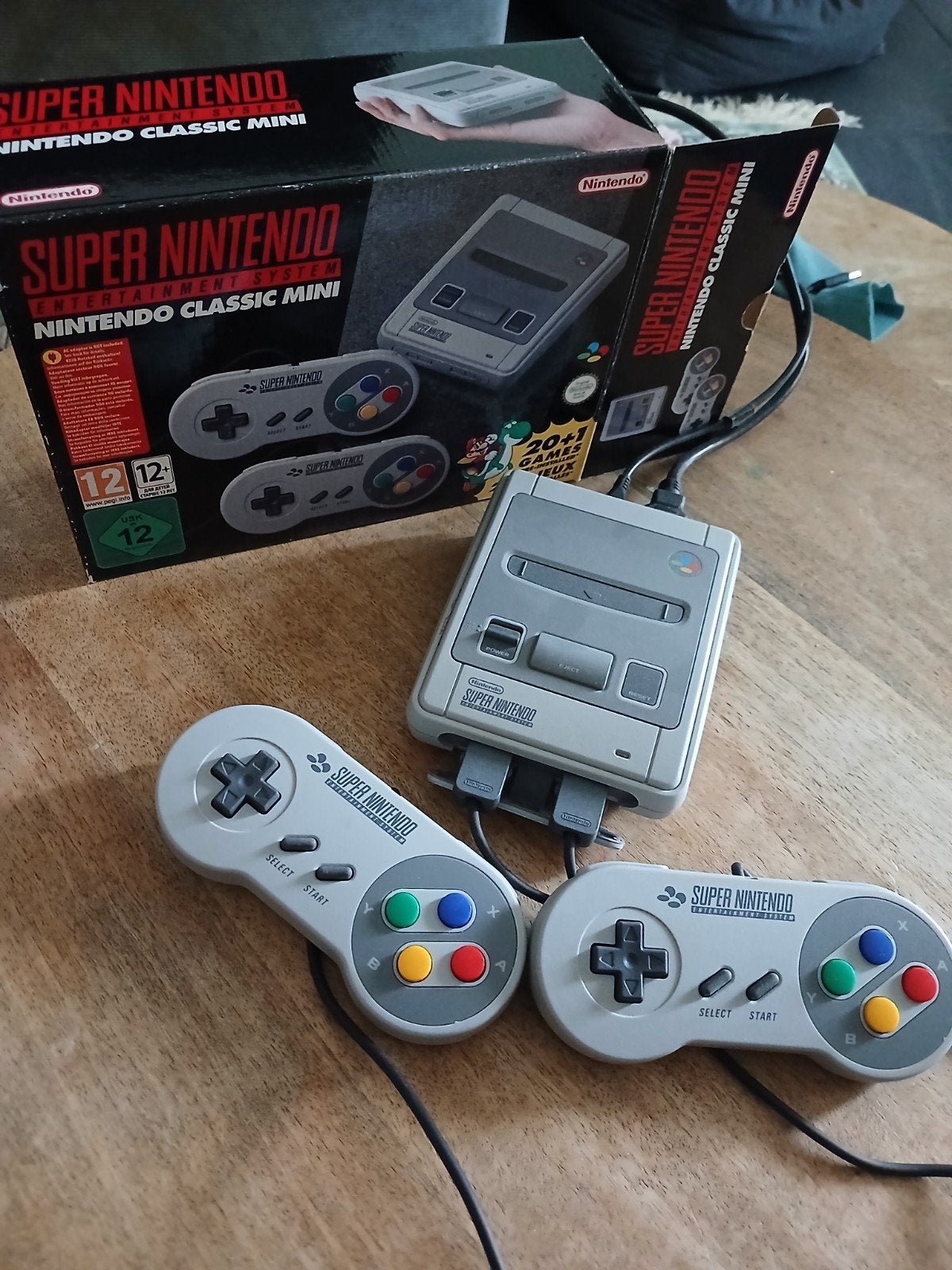 Super Nintendo Classic Mini - Compleet met 2 controllers, Spelcomputers en Games, Spelcomputers | Nintendo Super NES, Ophalen