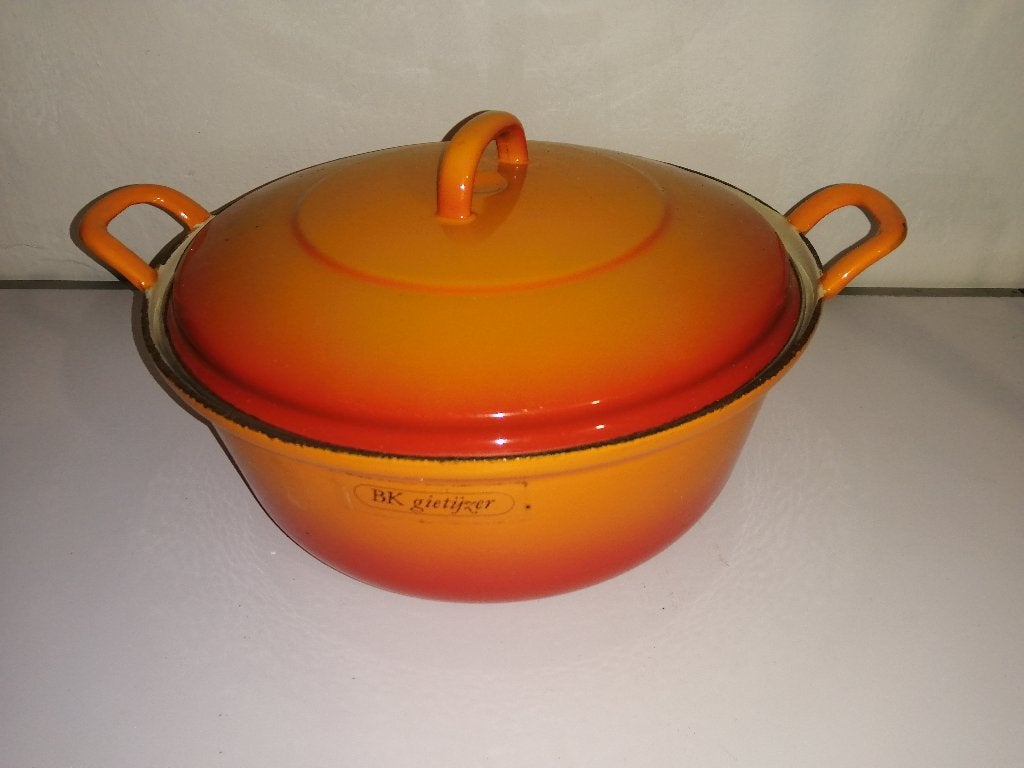 BK pan gietijzer /emaille - maat 32, BK, Ophalen of Verzenden, Zo goed als nieuw, Met deksel
