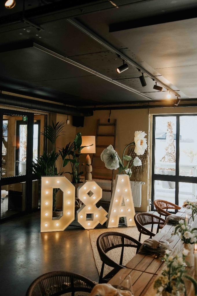 Lichtletters/initialen/marquee letters te huur, Ophalen of Verzenden, Zo goed als nieuw, Geboorte of Huwelijk