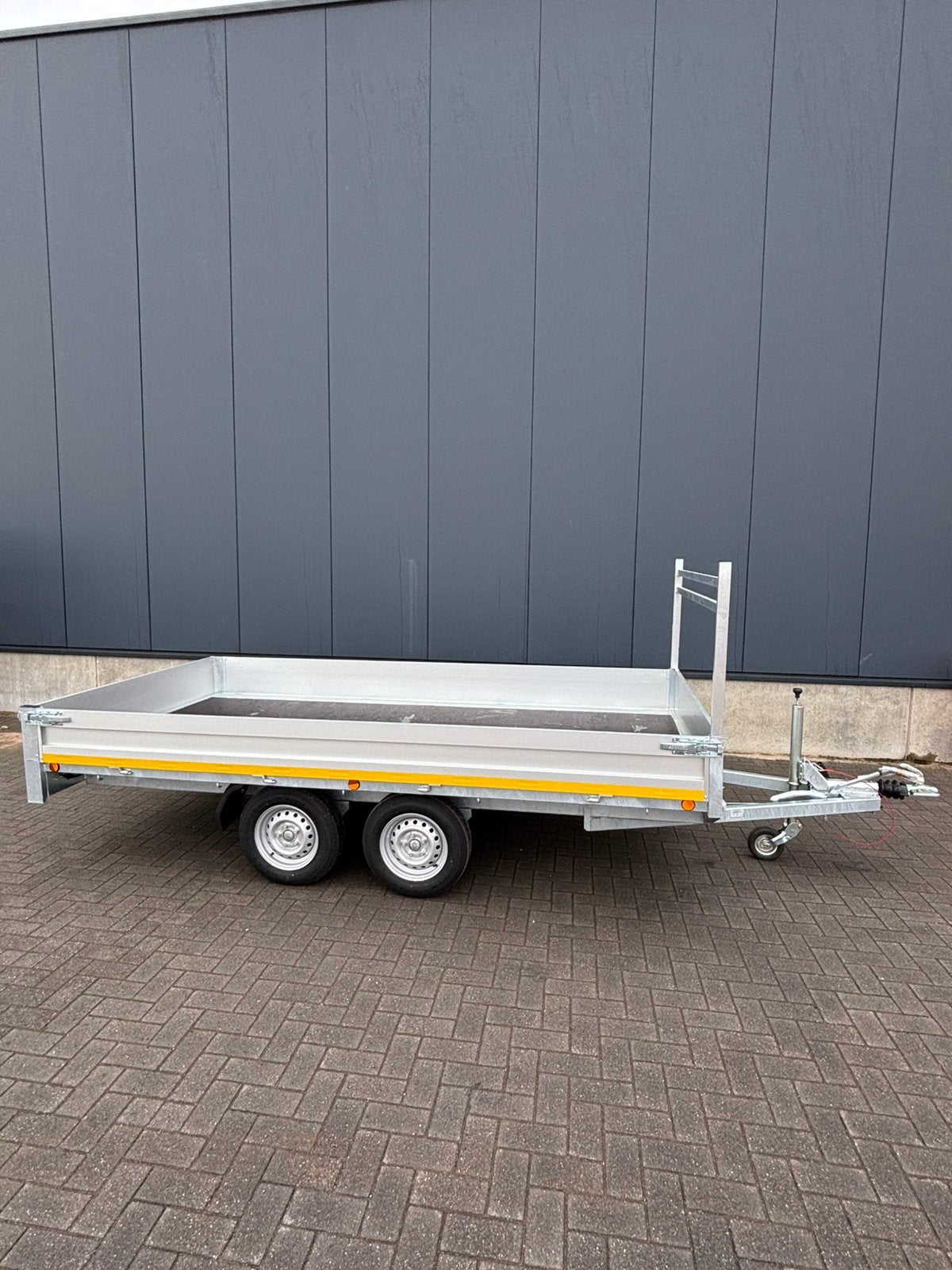 Plateau aanhangwagen 360x183 - 2000kg, Ophalen, Nieuw