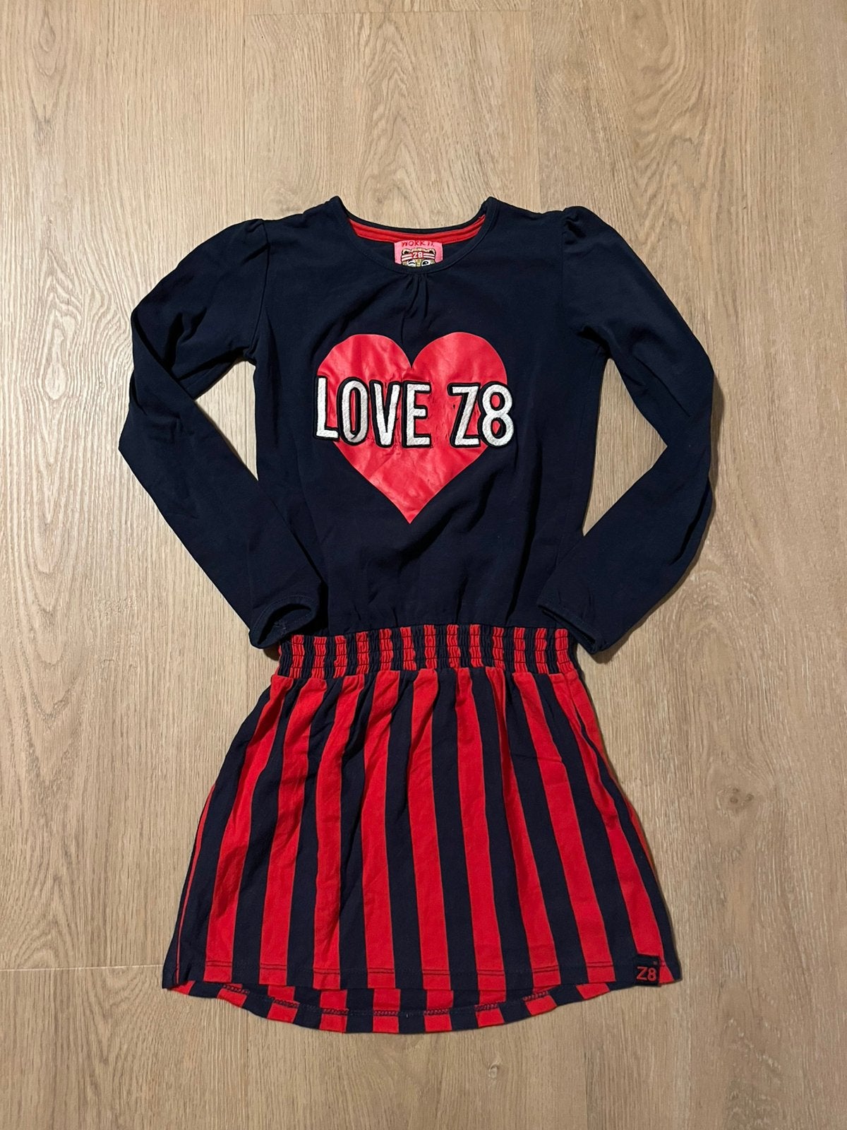 Z8 jurk meisje hart love z8 maat 128 / 134 zgan style: Evy, Ophalen of Verzenden, Zo goed als nieuw, Meisje, Jurk of Rok