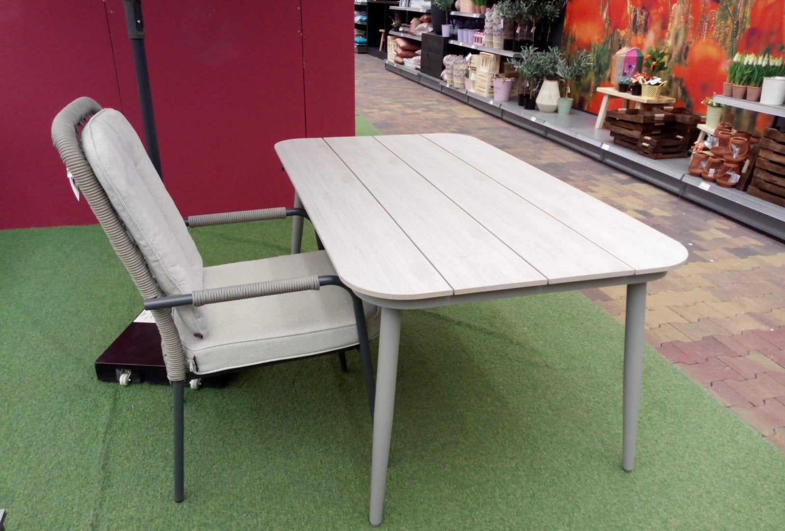 Margriet tuintafel taupe, nieuw in de doos, Tuin en Terras, Tuintafels, Ophalen, Nieuw, Rechthoekig, Overige materialen