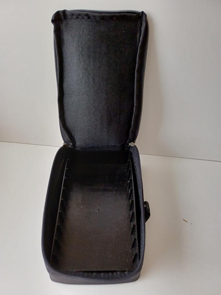 Retro Cassettebandjes Etui, met harde binnenkant., Ophalen of Verzenden