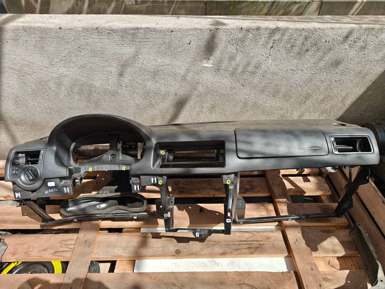Volkswagen Golf 4 dashboard + binnenbalk, Auto-onderdelen, Interieur en Bekleding, Ophalen, Gebruikt, Volkswagen