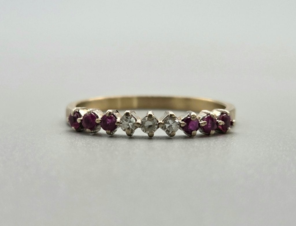 Gouden vintage ring met robijn en diamanten. Nr12, Ophalen of Verzenden, Met edelsteen, Dame, Rood