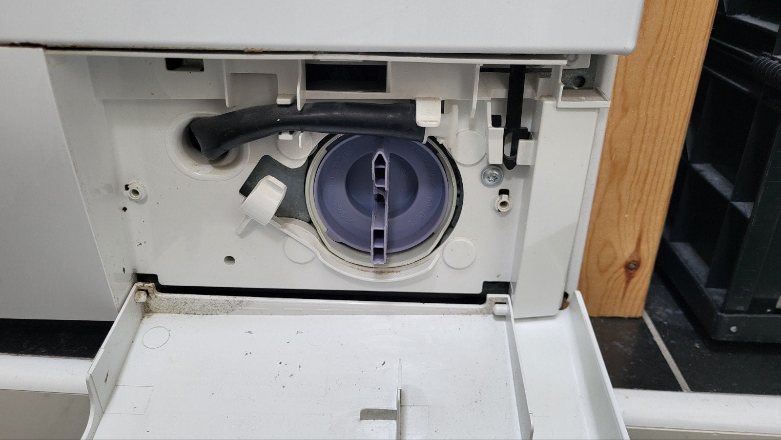 Foto 7 van Bosch Wasmachine 7 kg - vaste prijs 100 euro!