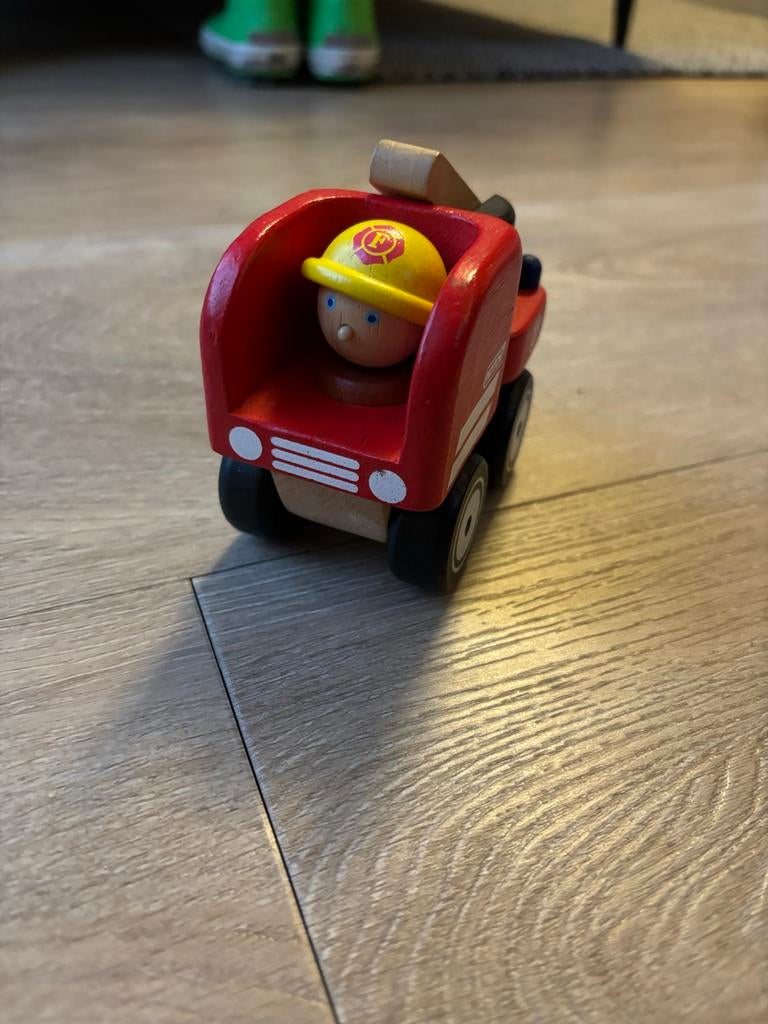 Pintoy Houten brandweerauto, Ophalen of Verzenden, Zo goed als nieuw